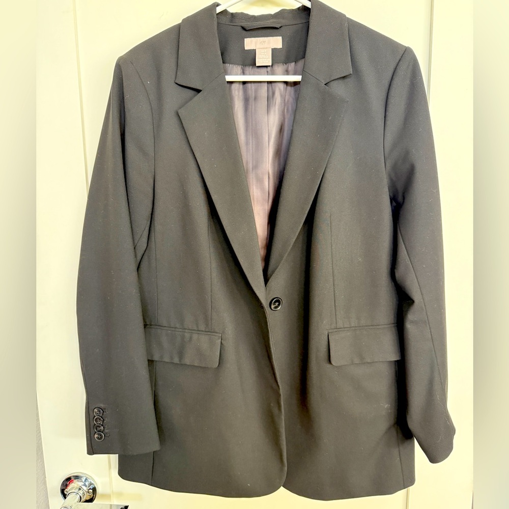 Single Breasted Black Blazer (Women’s), Size M by H&M